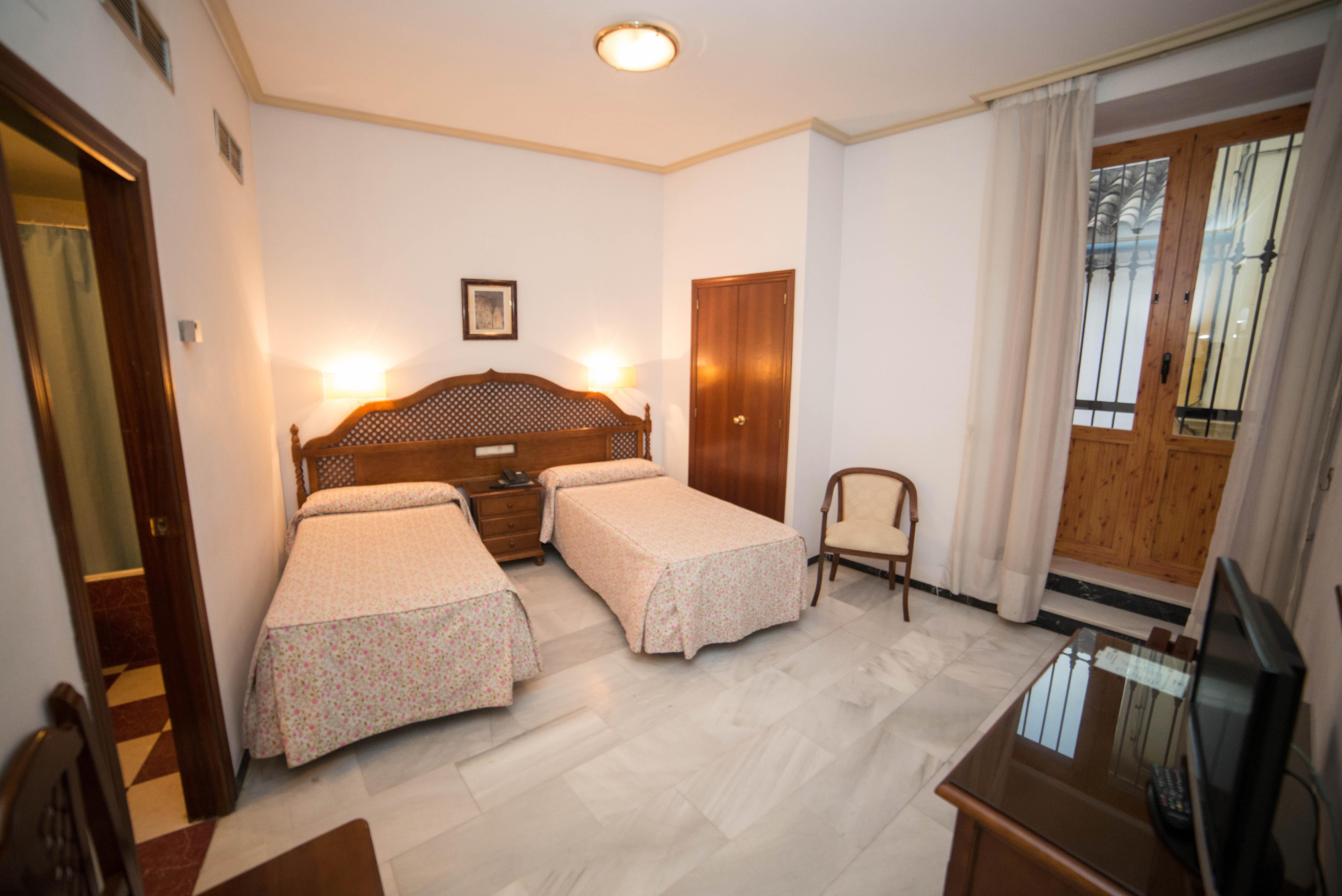 Hotel Los Omeyas Cordoba Luaran gambar